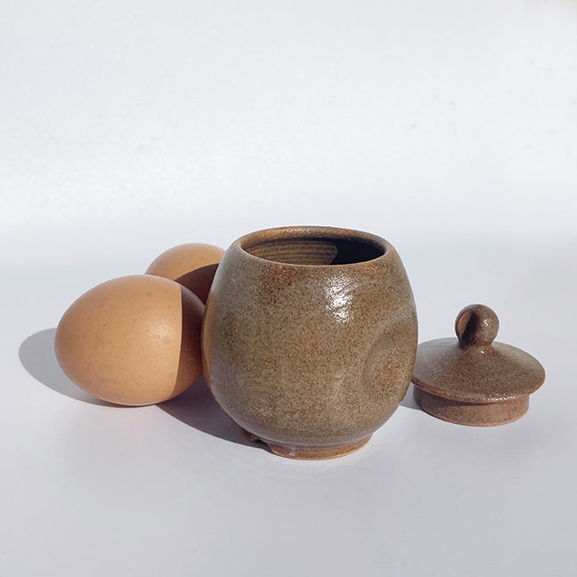 Ägg Love Léa (marron)