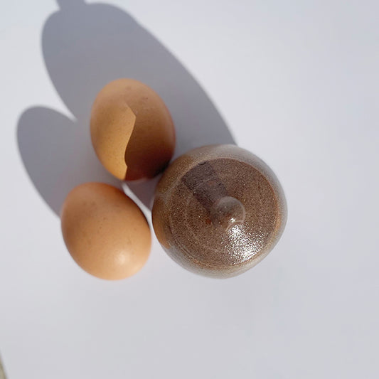 Ägg Love Léa (marron)
