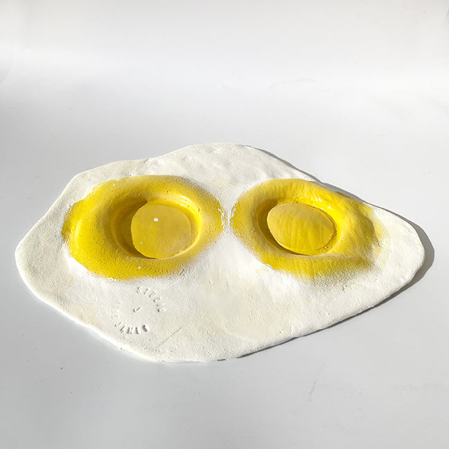 Plateau d'œufs frits